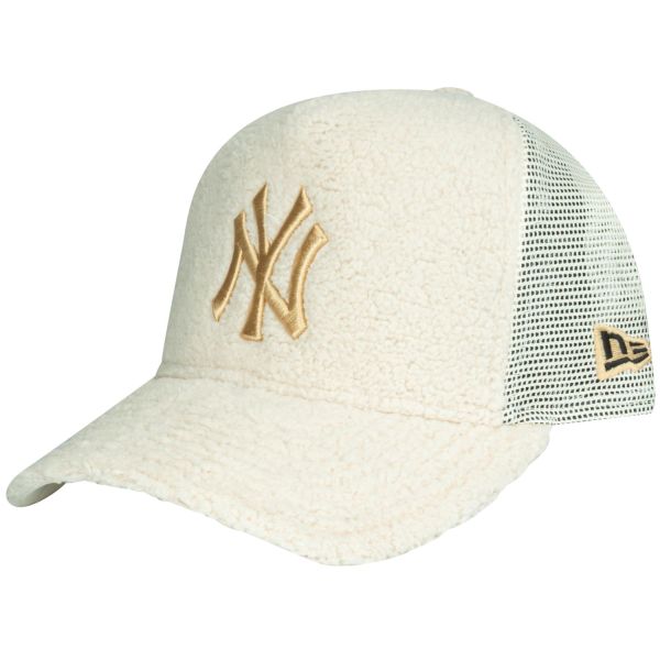 New Era A-Frame Trucker Sherpa Cap - BORG NY Yankees beige