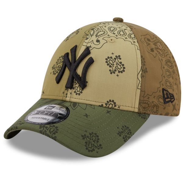 New Era 9Forty Strapback Cap - PAISLEY New York Yankees oliv