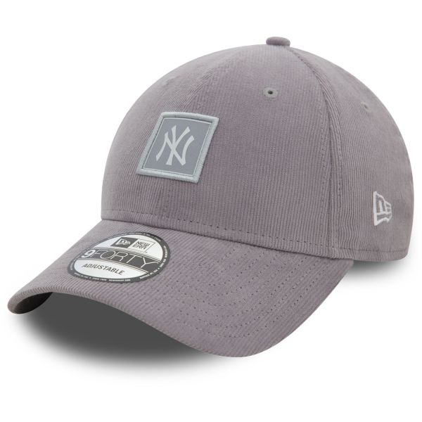 New Era 9Forty Strapback Cap - CORD Patch New York Yankees