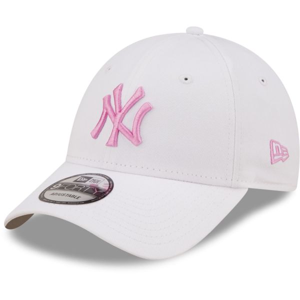 New Era 9Forty Strapback Cap - New York Yankees white