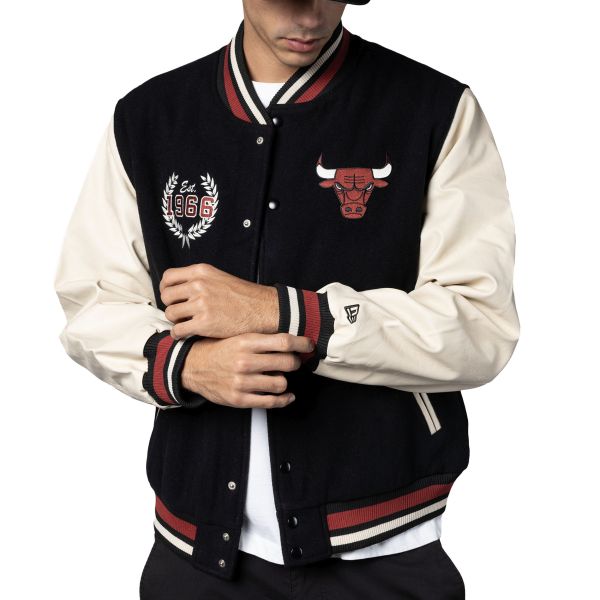 New Era Varsity College Veste - NBA Chicago Bulls