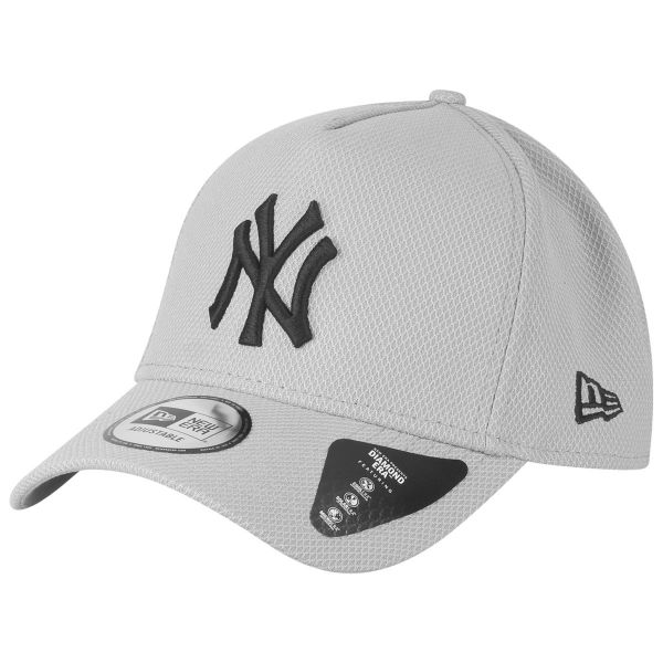 New Era Adjustable Trucker Cap - DIAMOND New York Yankees