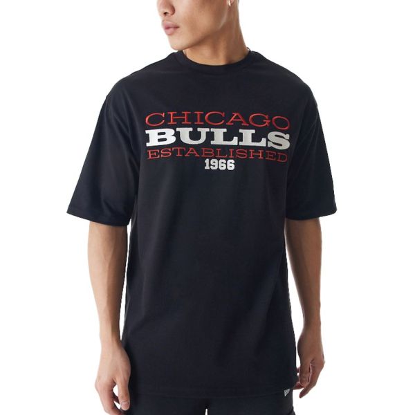 New Era NBA Oversized Shirt - GRAPHIC Chicago Bulls