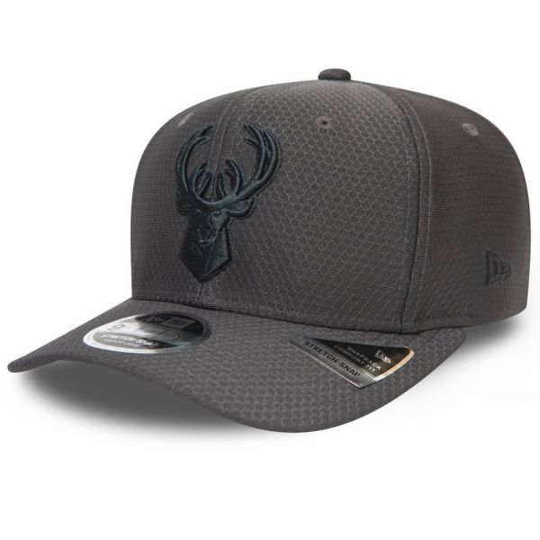 New Era 9Fifty Stretch Snapback Cap - Milwaukee Bucks