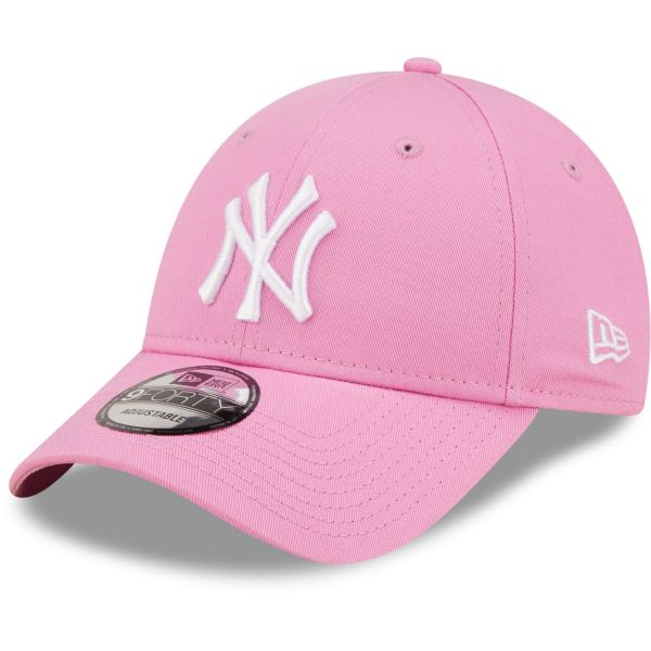 New Era 9Forty Strapback Cap - New York Yankees pink