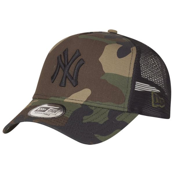 New Era Adjustable Trucker Cap - New York Yankees wood camo