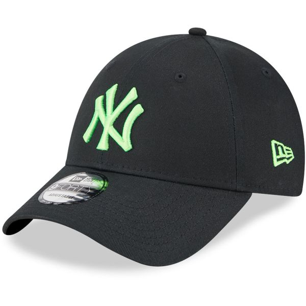 New Era 9Forty Strapback Cap - NEON New York Yankees black